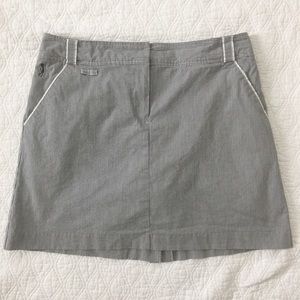IZOD Golf Skort Size 4 Black/White